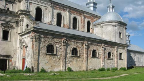 Підкамінь: Костел Успіння Богородиці